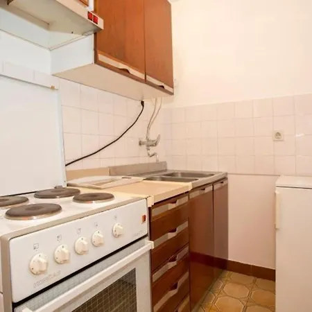 Fuer 4 Personen Ca 38 Qm In Pjescana Uvala, Istrien Istrische Riviera Apartment *
