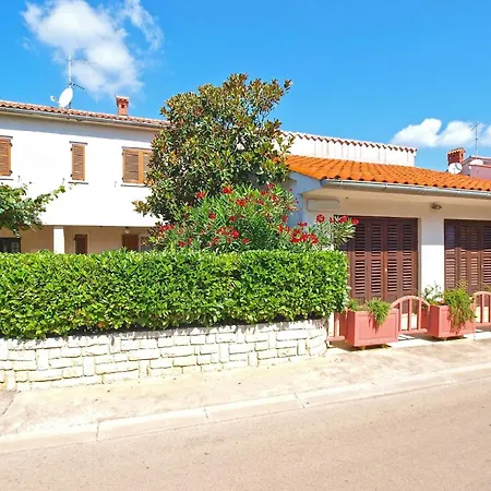 Fuer 4 Personen Ca 38 Qm In Pjescana Uvala, Istrien Istrische Riviera